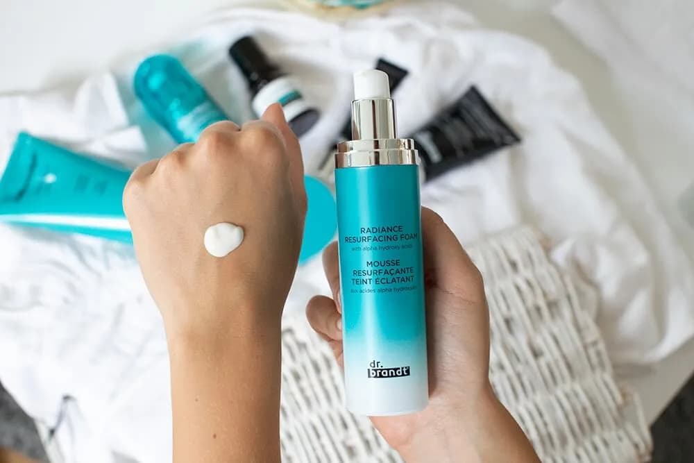 Jaki krem po mikrodermabrazji? Odkryj składniki, które działają!