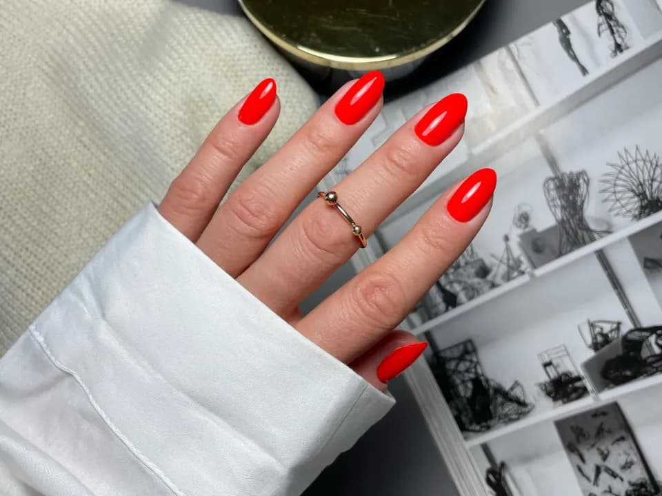 Manicure hybrydowy ile się trzyma? Sprawdź, co wpływa na trwałość